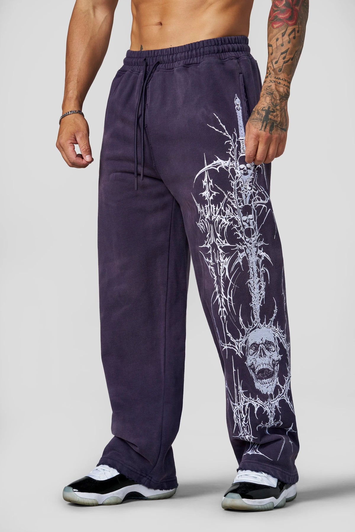 YOUNGLA DIVINE SWEATPANTS