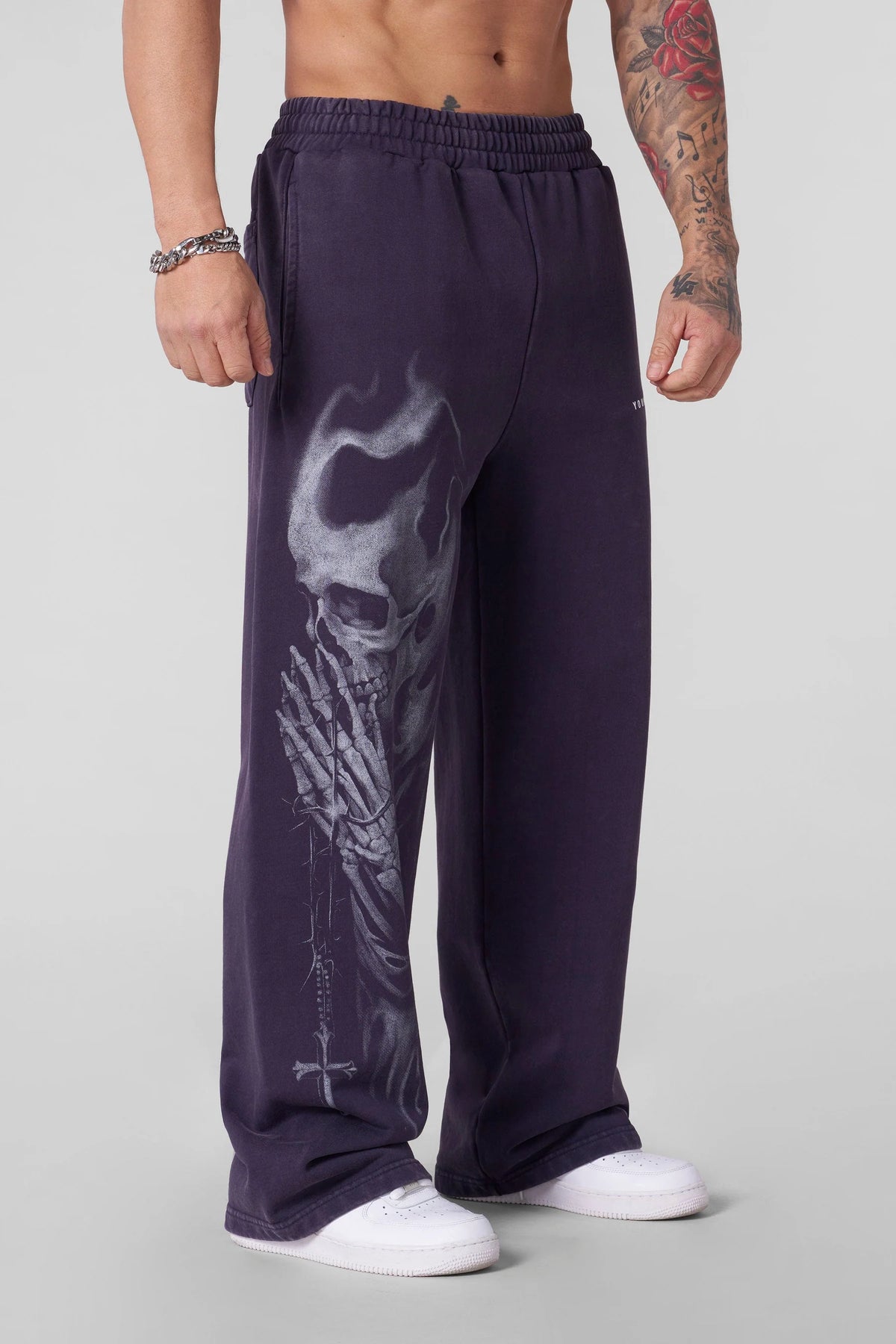 YOUNGLA DIVINE SWEATPANTS