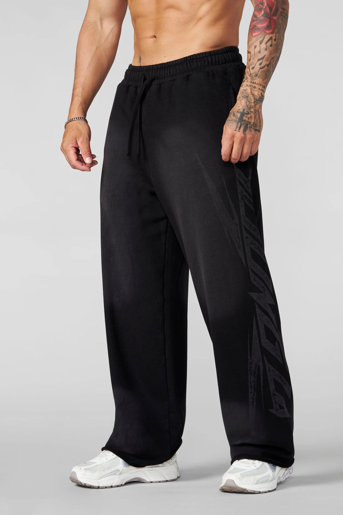 YOUNGLA SHADOW SWEATPANTS