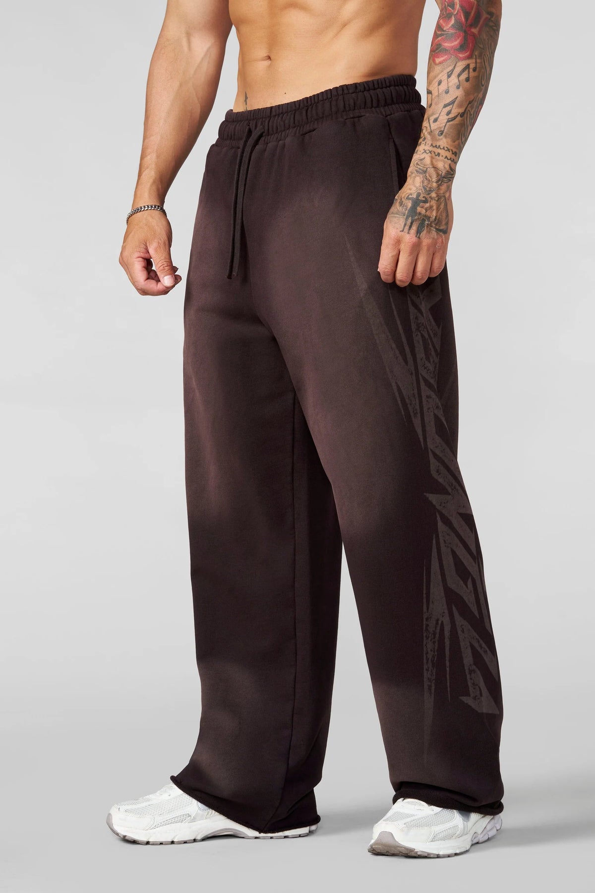 YOUNGLA SHADOW SWEATPANTS