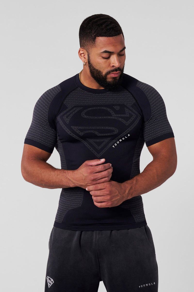YOUNGLA X SUPERMAN COMPRESSION TEE