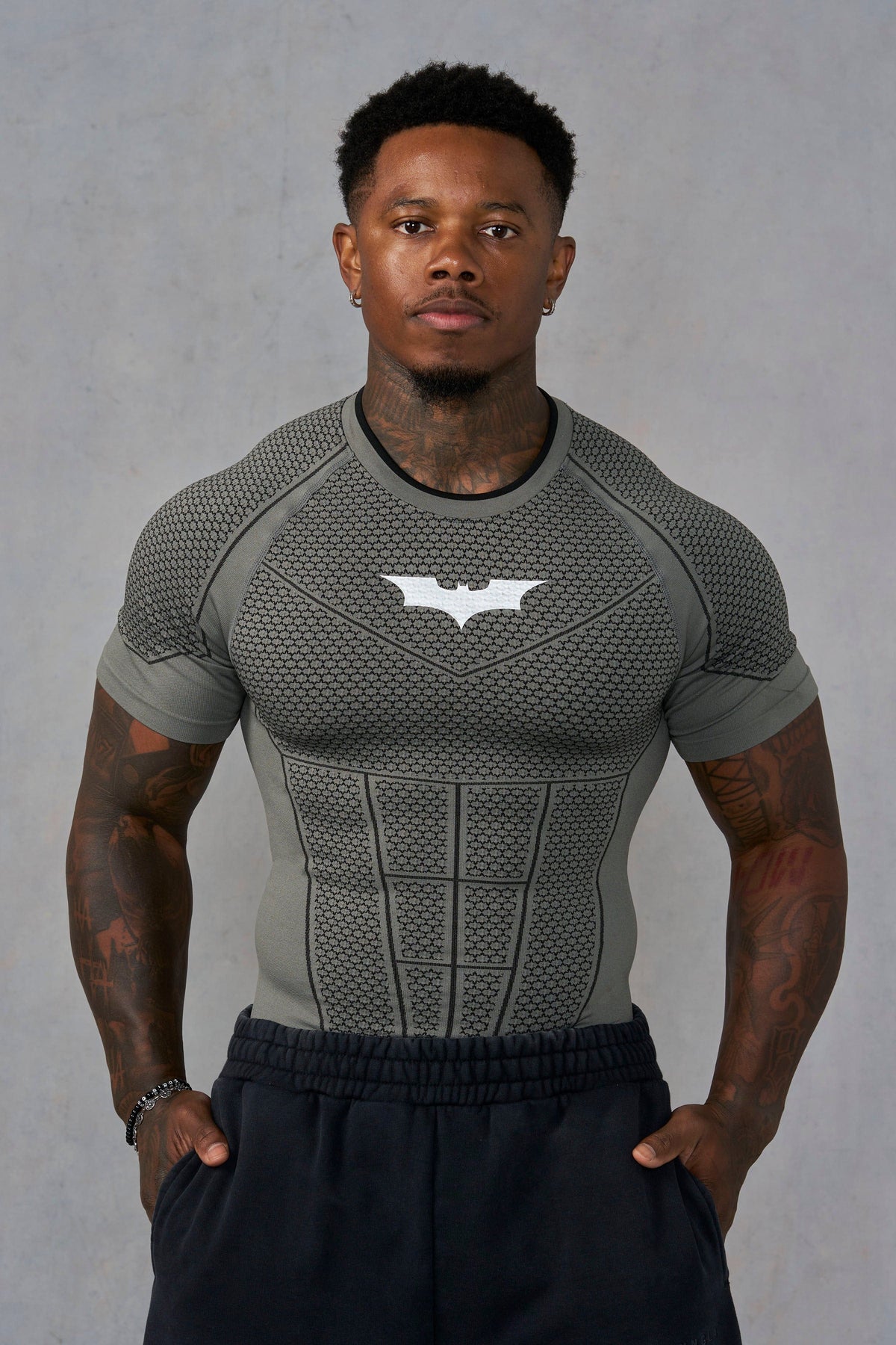 YOUNGLA X BATMAN COMPRESSION TEE