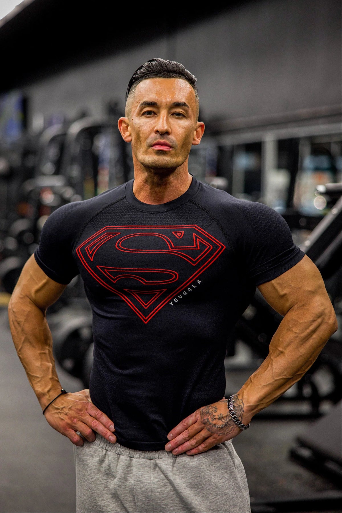YOUNGLA X SUPERMAN COMPRESSION TEE