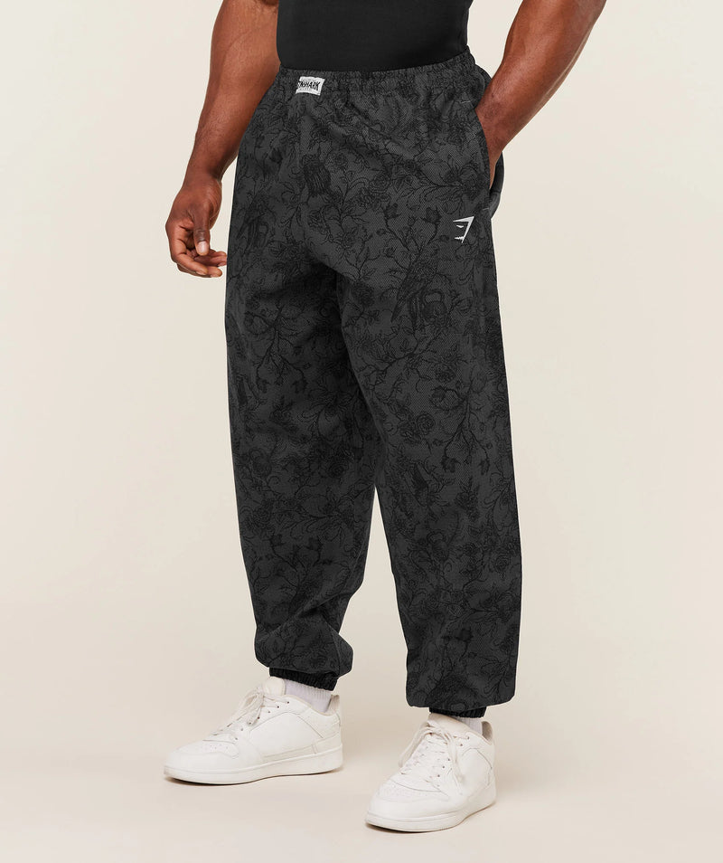 GYMSHARK TRACK PANTS (WIDE LEG/CUFFED)